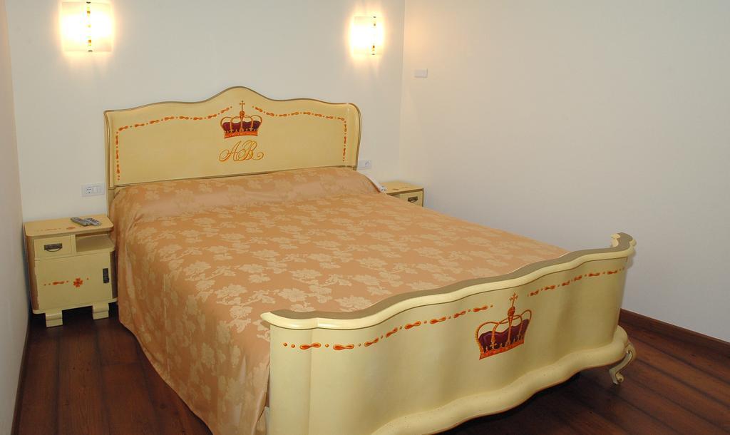 Agriturismo Il Vagabondo Buttrio Δωμάτιο φωτογραφία